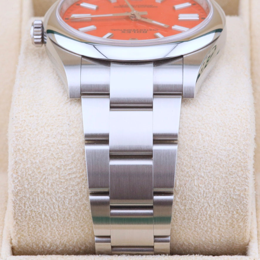 Rolex Oyster Perpetual 41 Coral Red 124300