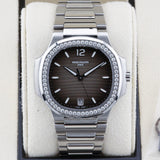 Patek Philippe Ladies Nautilus  7118/1200A-011 Grey 35.2mm Unworn 2023 Box and Papers (with Tags)