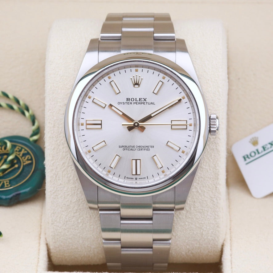 Rolex Oyster Perpetual Silver Dial 41 124300