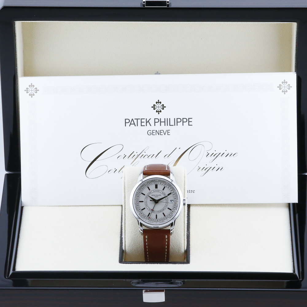 Patek Philippe Calatrava 5212A Year: 2020