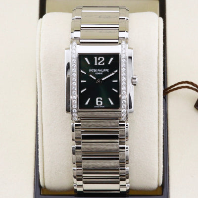 Patek Philippe Twenty-4 4910/1200A-011 Green Dial Year: 2025