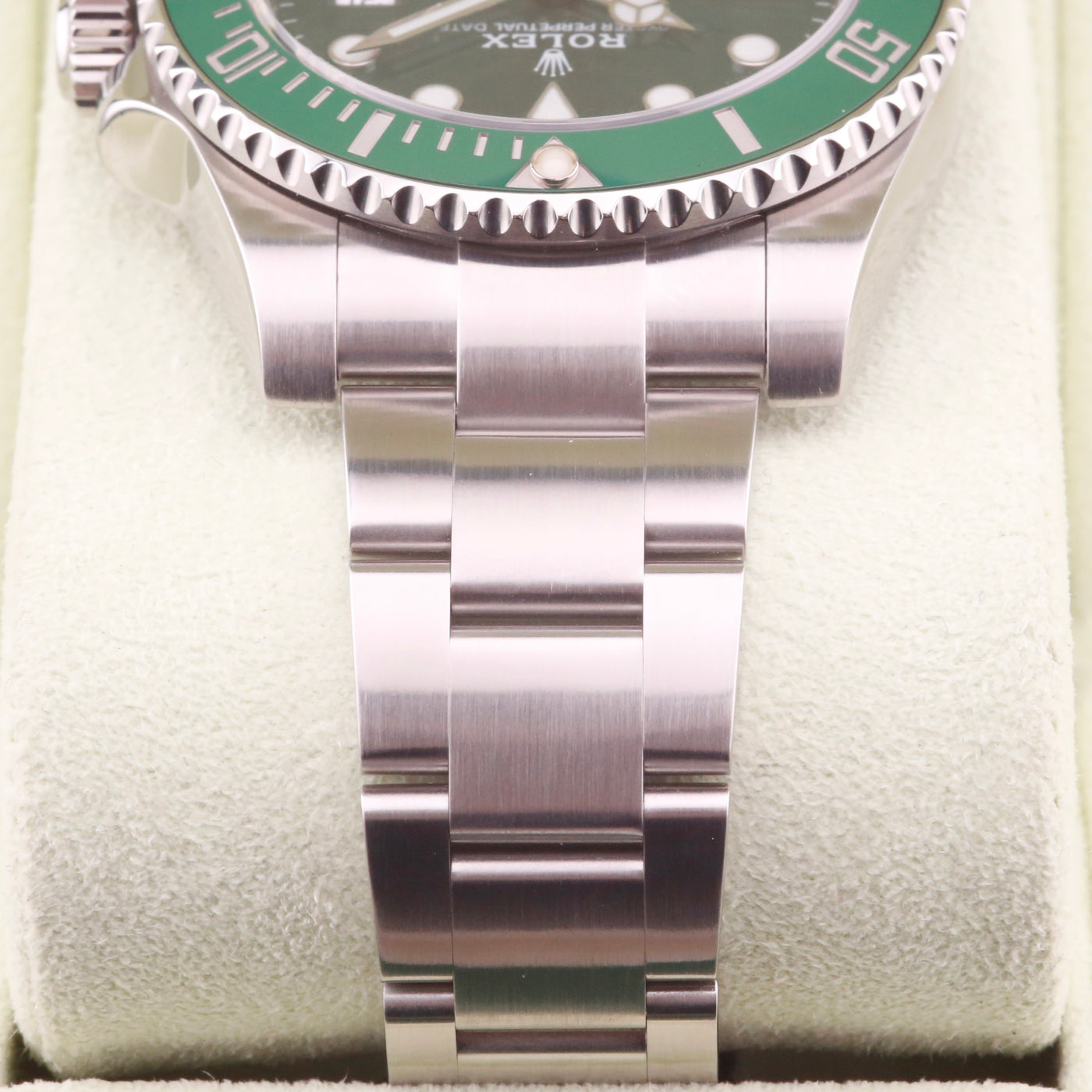 Rolex Submariner Hulk 116610LV Year: 2018