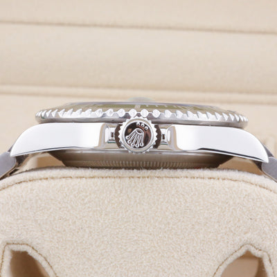 Rolex Submariner Kermit 16610LV Year: 2009