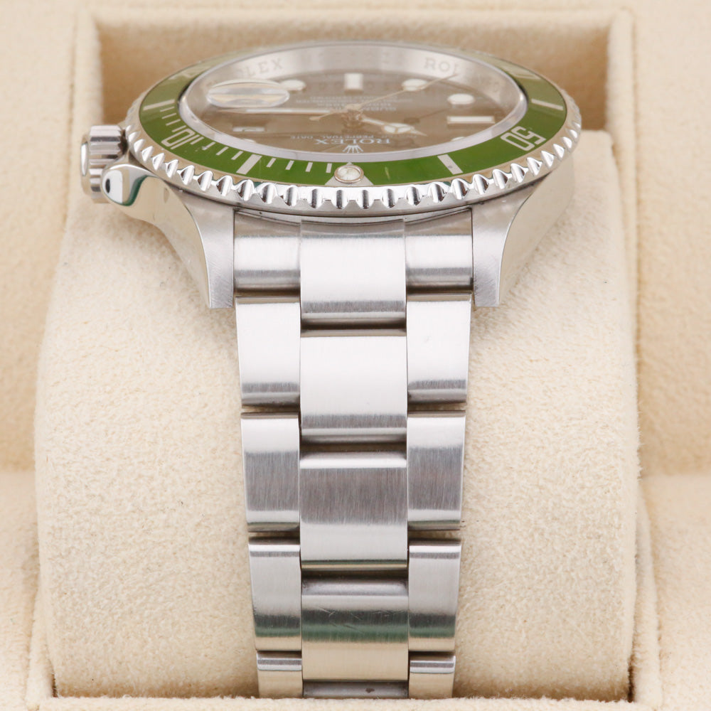 Rolex Submariner Kermit 16610LV Year: 2009