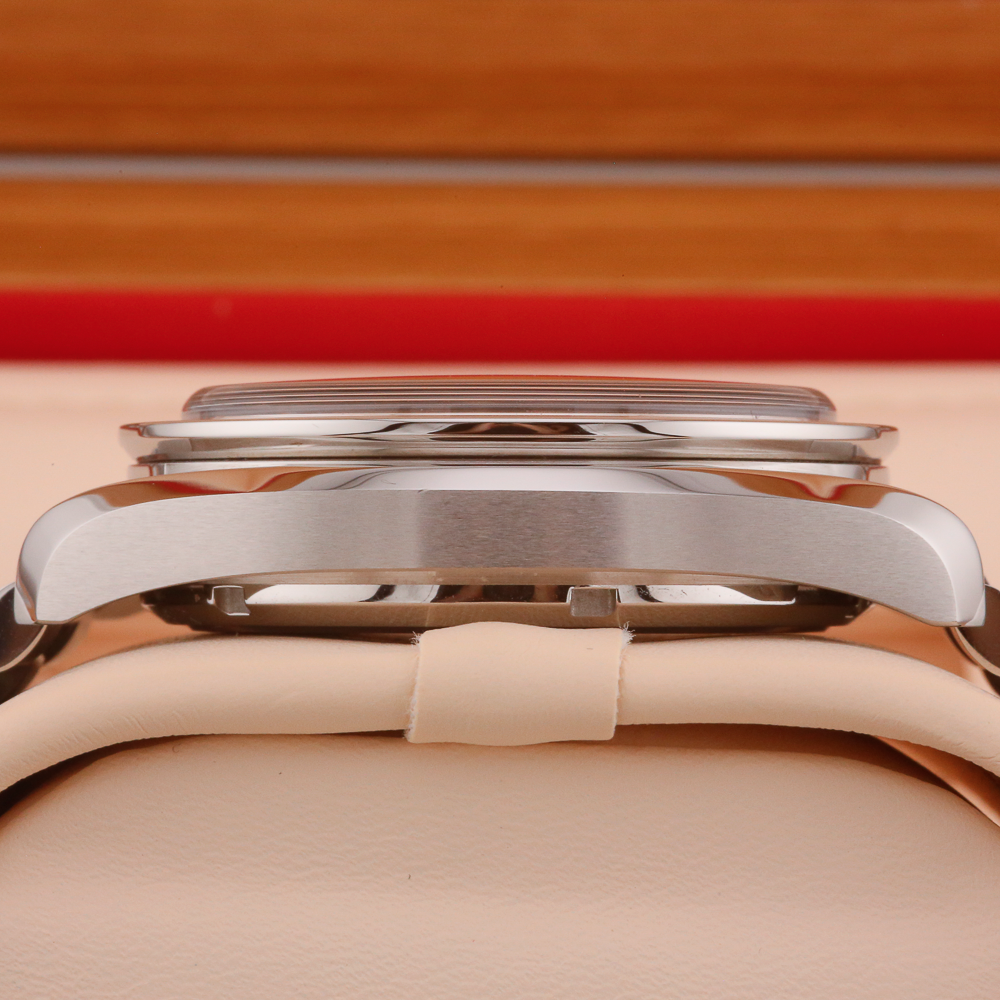 Omega Speedmaster Chronoscope 32930435103001 Year: 2021