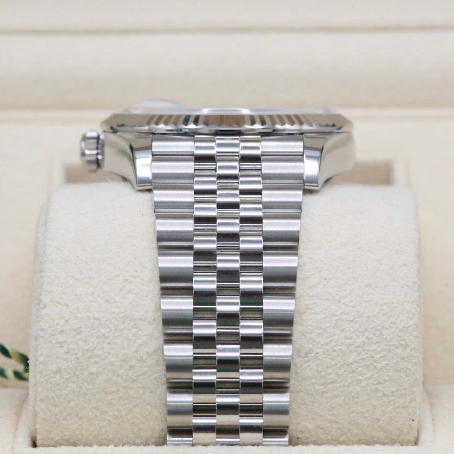 Rolex Datejust 36 Silver Dial 126234