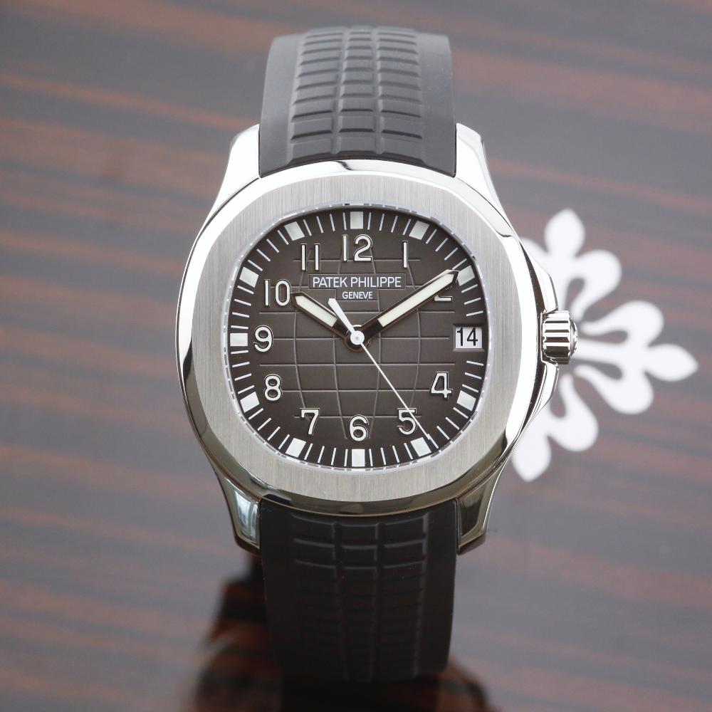 Patek Philippe Aquanaut 5165A Black Dial