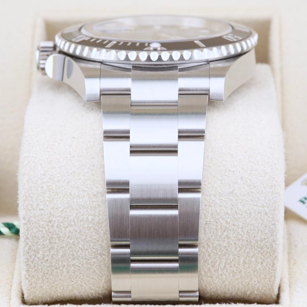 Rolex submariner side view hotsell