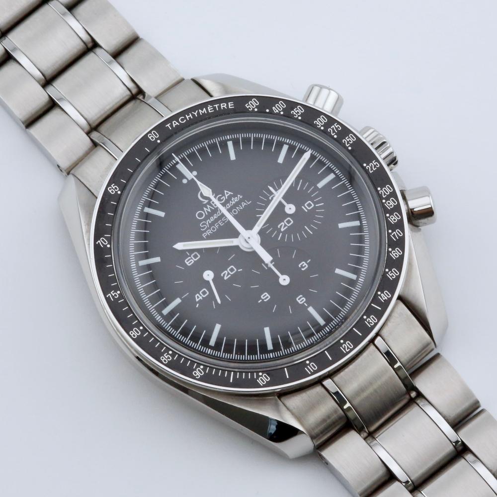 Omega Speedmaster Moonwatch 311.30.42.30.01.005 Year: 2020