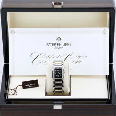 Patek Philippe Twenty-4 4910/1200A-011 Green Dial Year: 2025