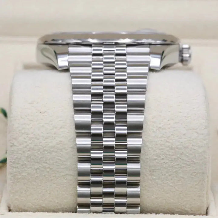 Rolex Datejust 41 126334 Mint Green 41mm Unworn 2026 Complete Set