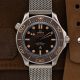 Omega Seamaster 007 Edition  21090422001001 Brown 42mm Excellent 2021 Box and Papers