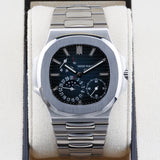 Patek Philippe Nautilus  5712/1A-001 Blue 40mm Unworn 2012 Complete Set (with Tags)