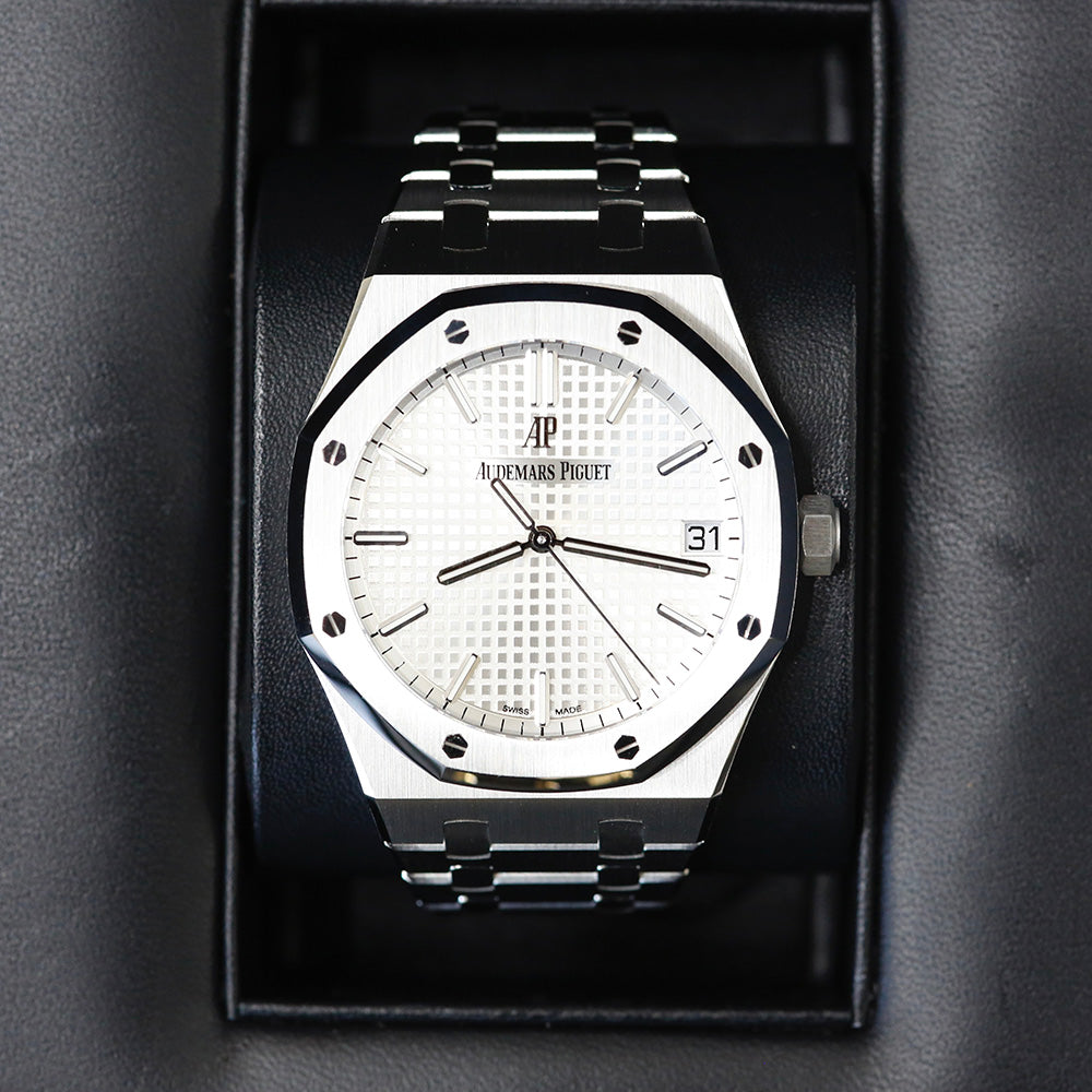 Audemars Piguet Royal Oak Silver Dial 15500