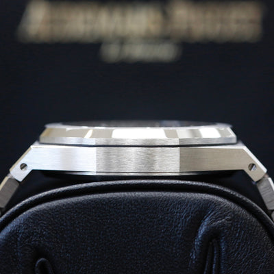 Audemars Piguet Royal Oak Silver Dial 15500