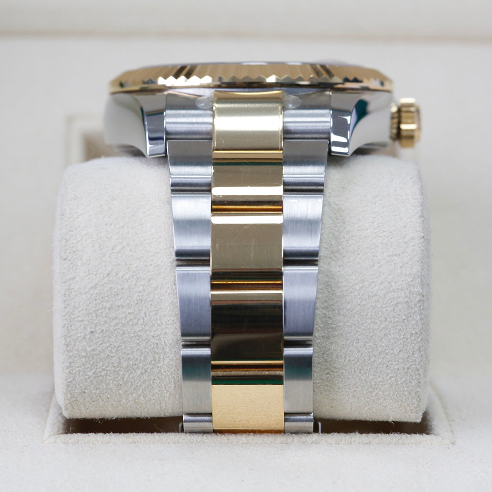 Rolex Sky-Dweller Champagne Dial 326933 