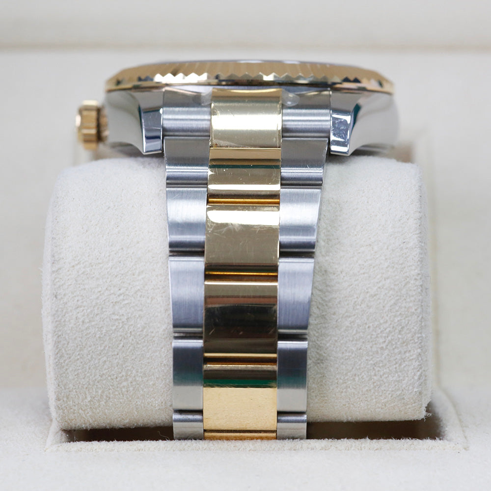 Rolex Sky-Dweller Champagne Dial 326933 