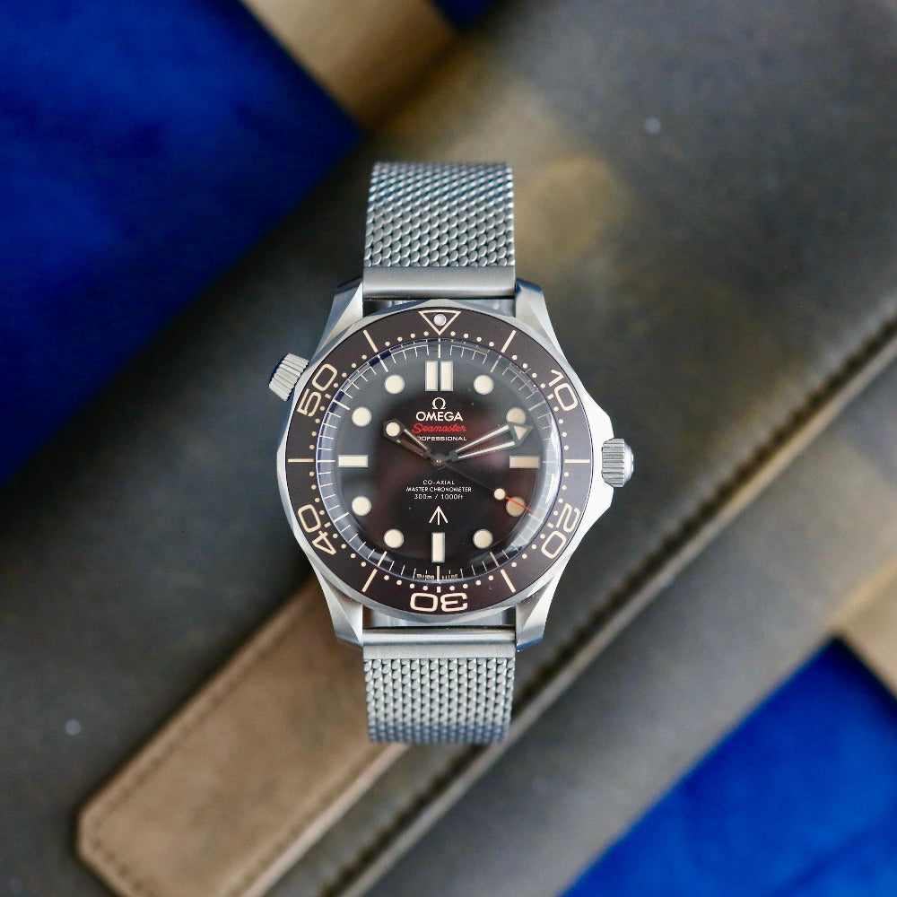 Omega Seamaster diver James Bond 210.90.42.20.01.001 