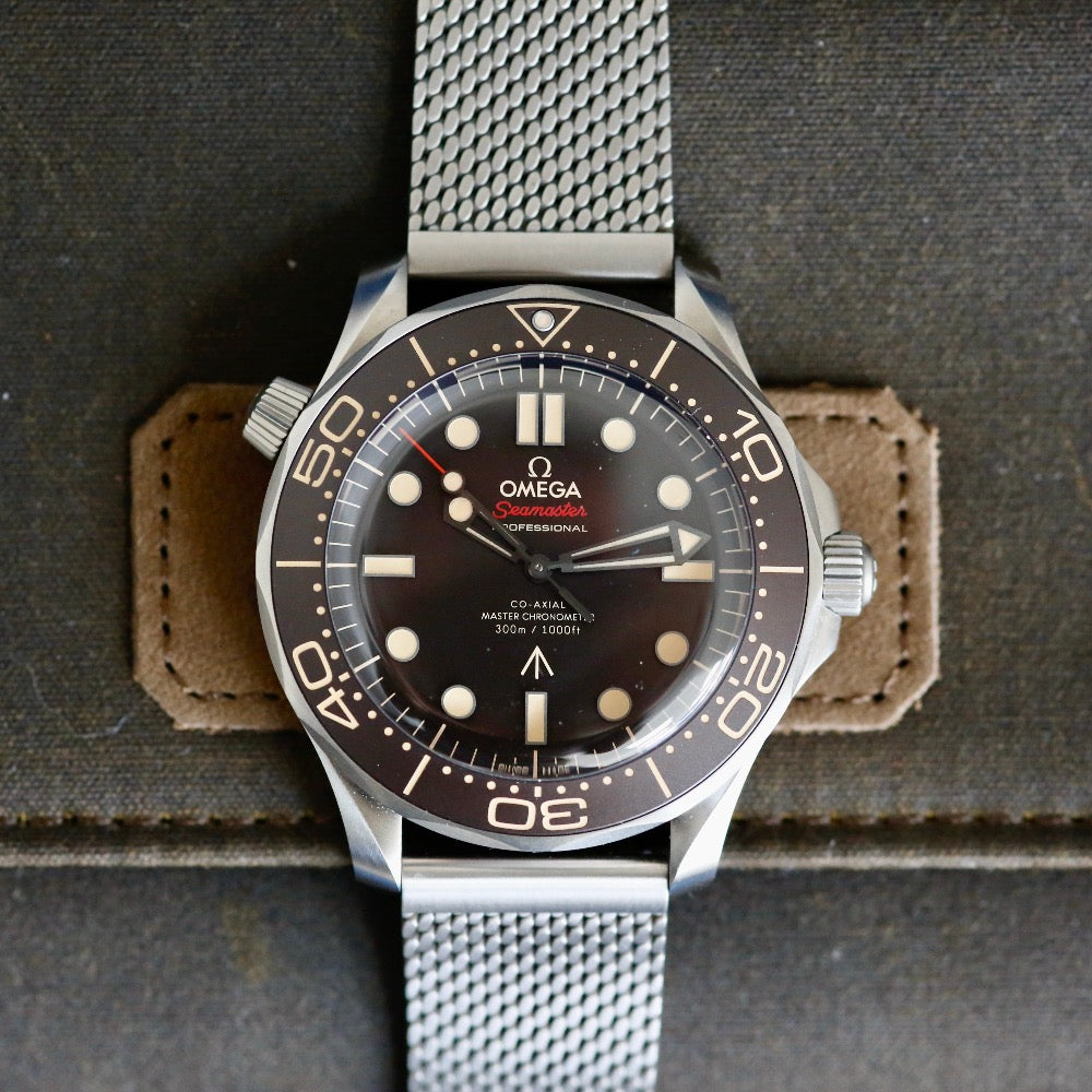 Omega Seamaster diver James Bond 210.90.42.20.01.001 